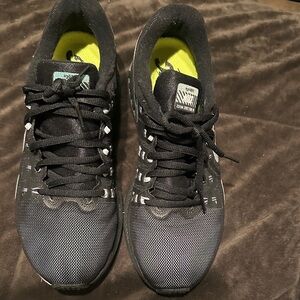 Nike Black and Gray Athletic Shoes